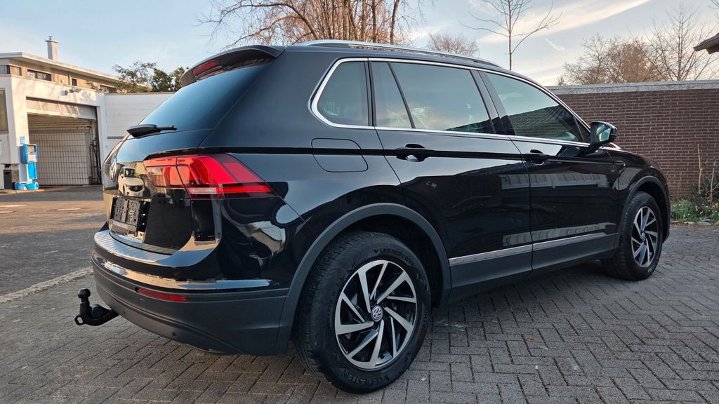 VW Tiguan 50.000 km 22.450 &euro; Salzkotten 33154