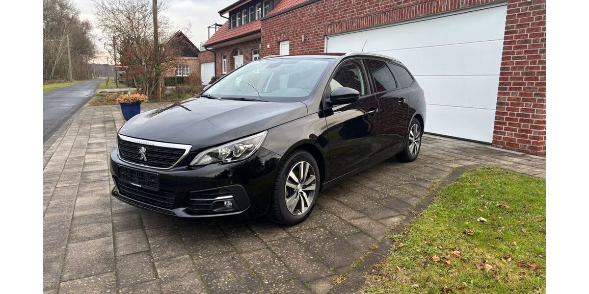 Peugeot 308 33.222 km 12.490 &euro; Gütersloh 33330