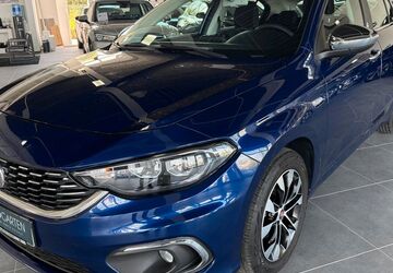 Fiat Tipo 69.400 km 11.450 &euro; Paderborn 33106
