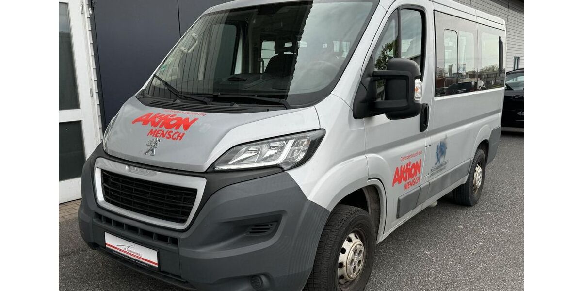 Peugeot Boxer 180.584 km 8.650 &euro; Paderborn 33098