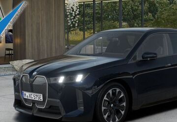 BMW iX 11.039 km 67.850 &euro; Paderborn 33104