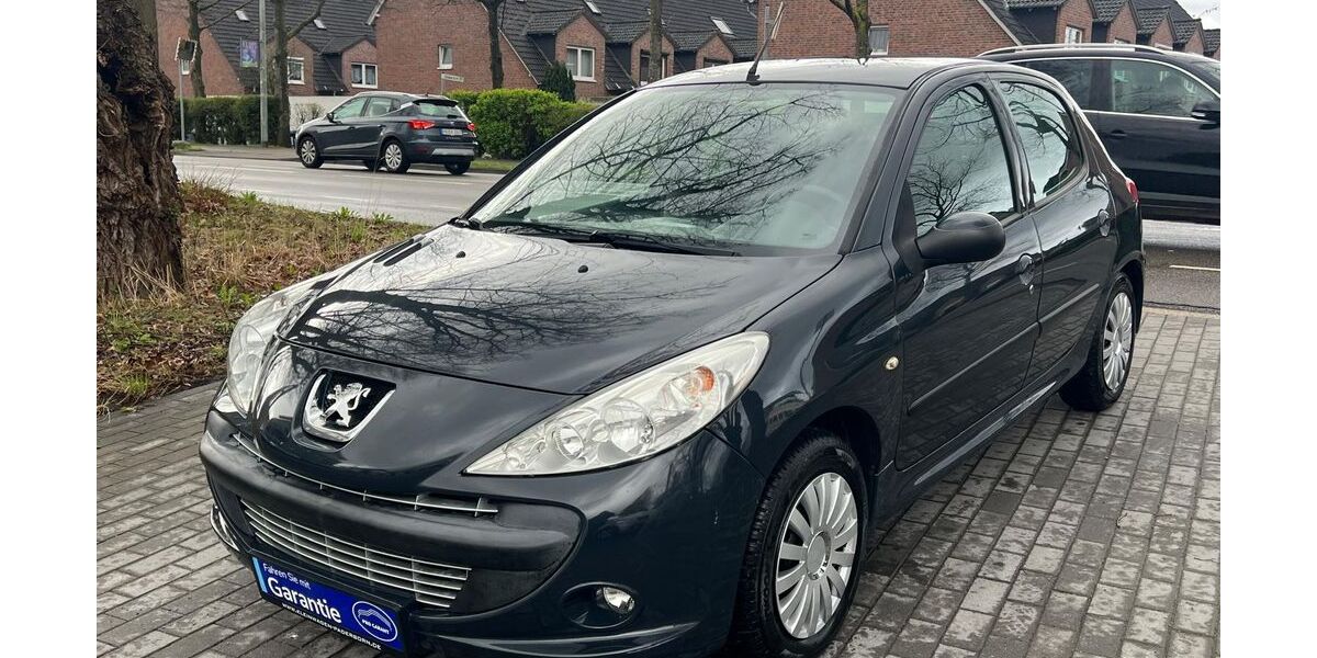 Peugeot 206 128.761 km 3.490 &euro; Paderborn 33100