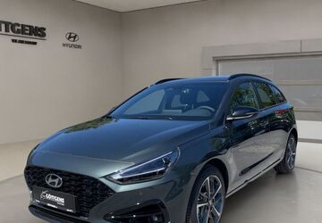 Hyundai i30 7.500 km 24.490 &euro; Soest 59494