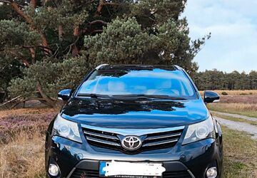 Toyota Avensis 199.600 km 9.499 &euro; Hövelhof 33161